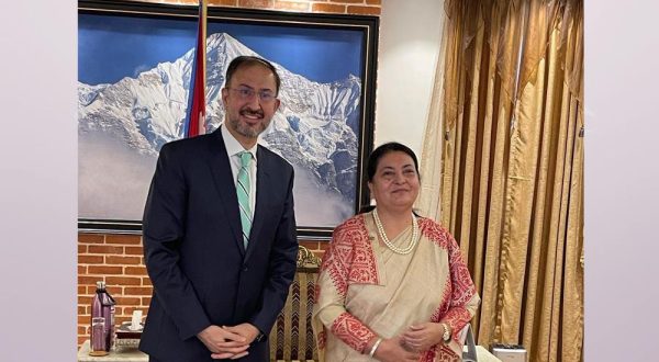 Pakistani ambassador Shah pays farewell call on President Bhandari