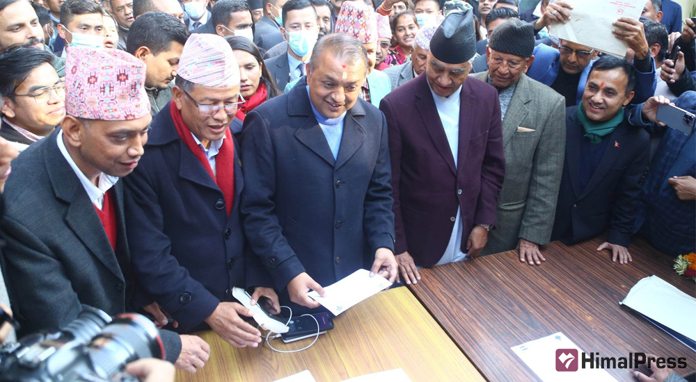 Deuba, Thapa file candidacy for parliamentary party election