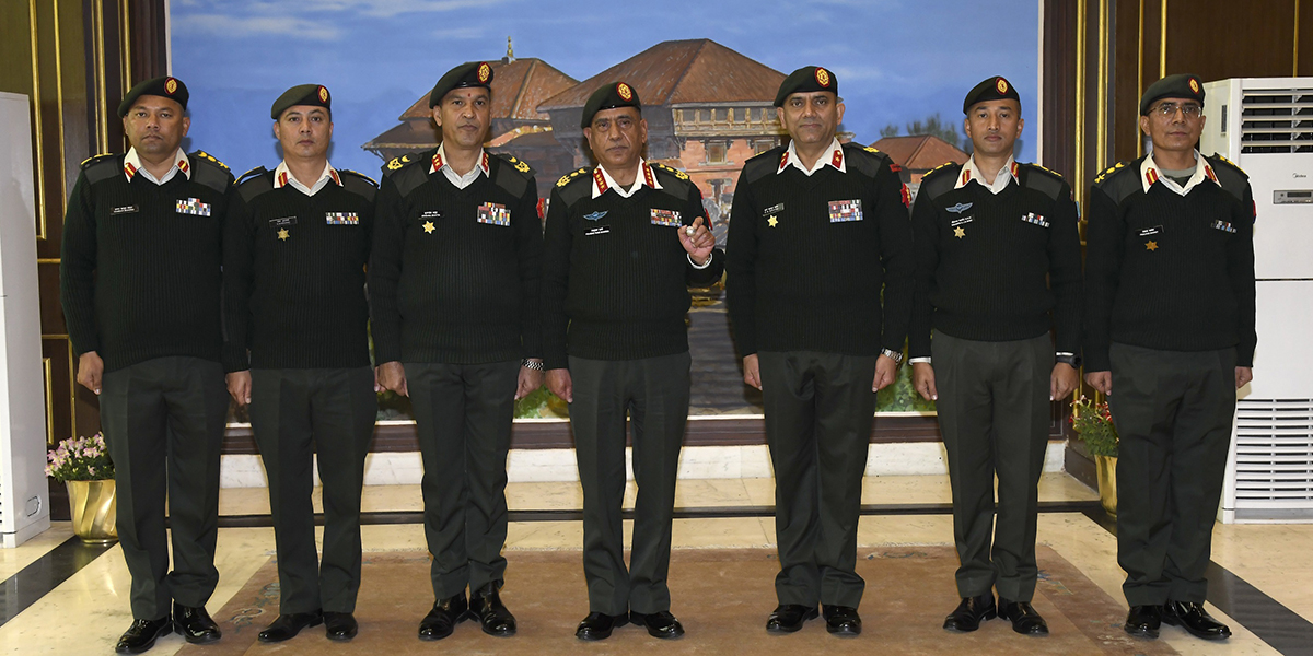 CoAS confers rank of insignia