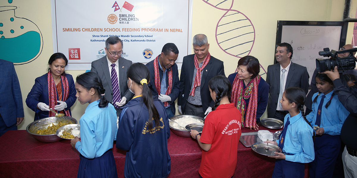 Minister Sharma hails school lunch program