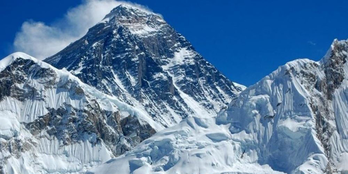 Everest climbers will now be required to bring poo down to base camp