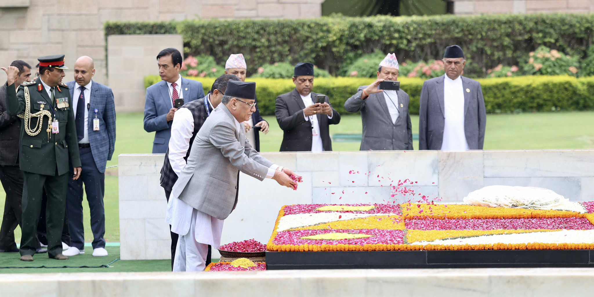 Dahal pays respects at Gandhi memorial in Rajghat