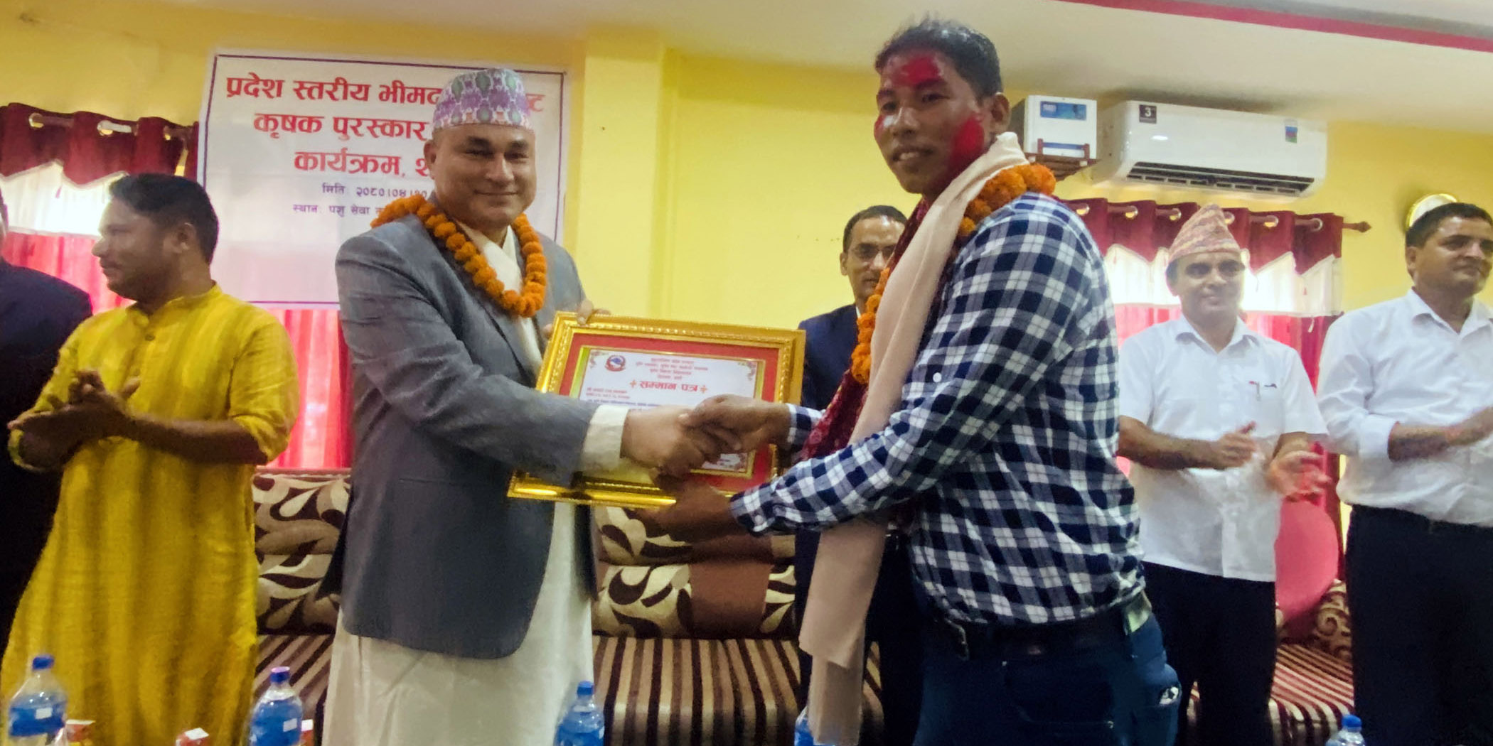 Sudurpashchim honors province’s five best farmers