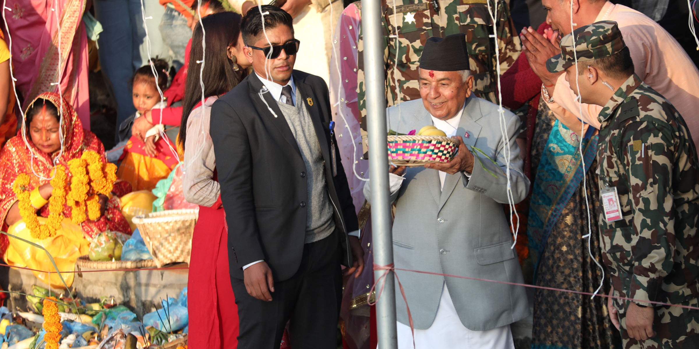 President, Vice President participate in Chhath festivities [In Pictures]