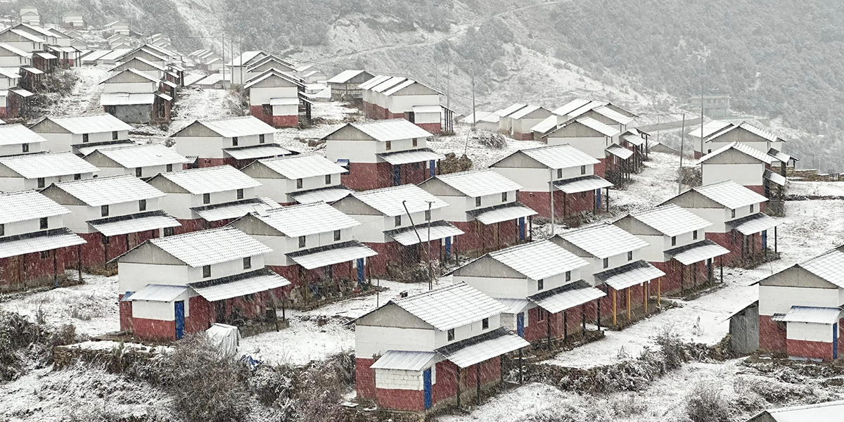 Laprak receives season’s first snowfall [In Pictures]