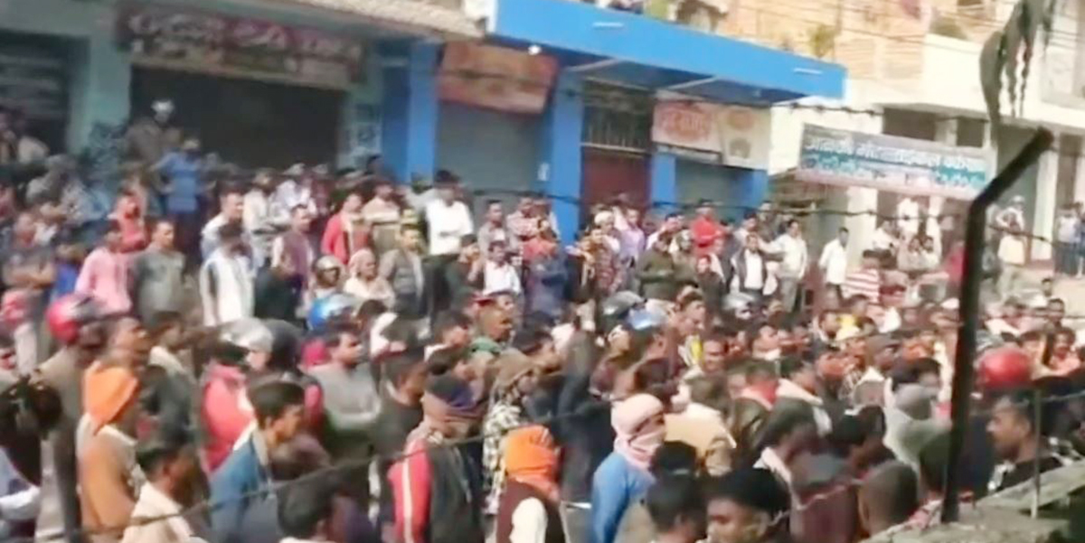 Curfew imposed in Barahathawa following death of a protester