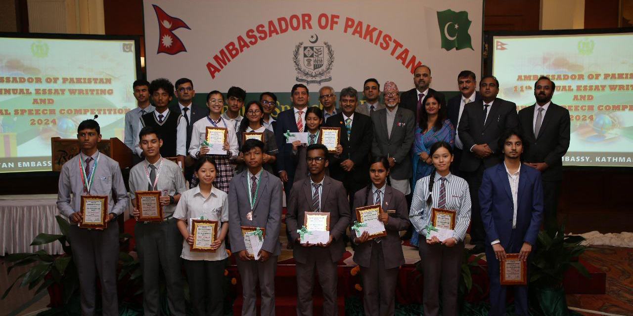 Pakistan embassy awards winners of essay, speech competitions