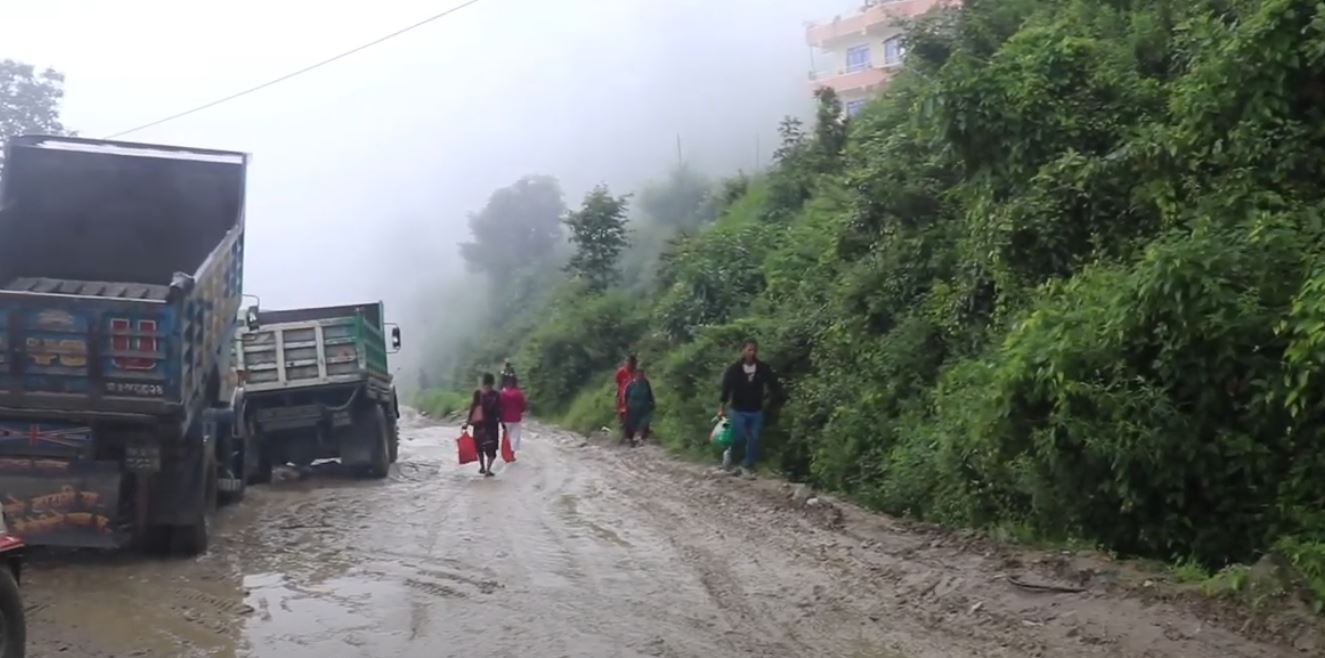 Dhulikhel-Khawa section of Araniko Highway in sorry state