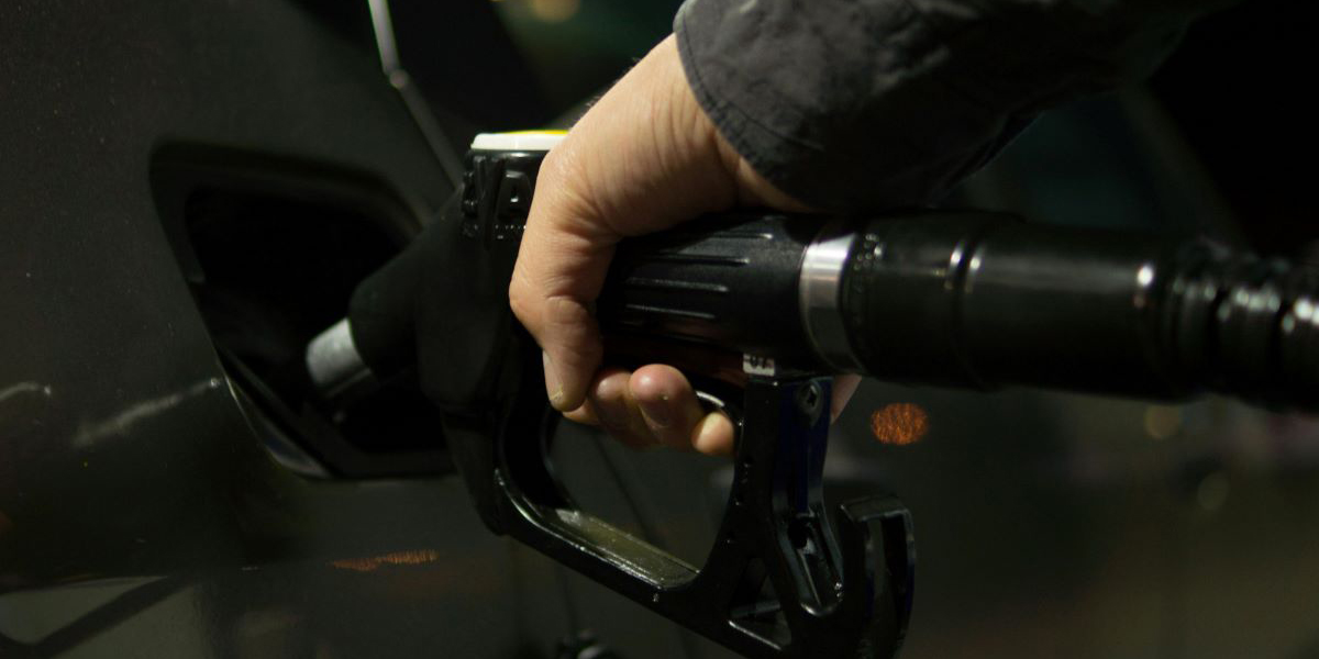 Petrol prices go up by Rs 3 per liter, diesel by Rs 2 per liter