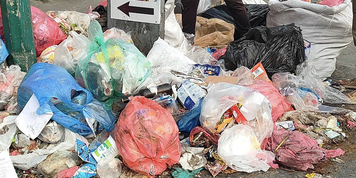 Garbage collection resumes in Pokhara after agreement is reached with locals