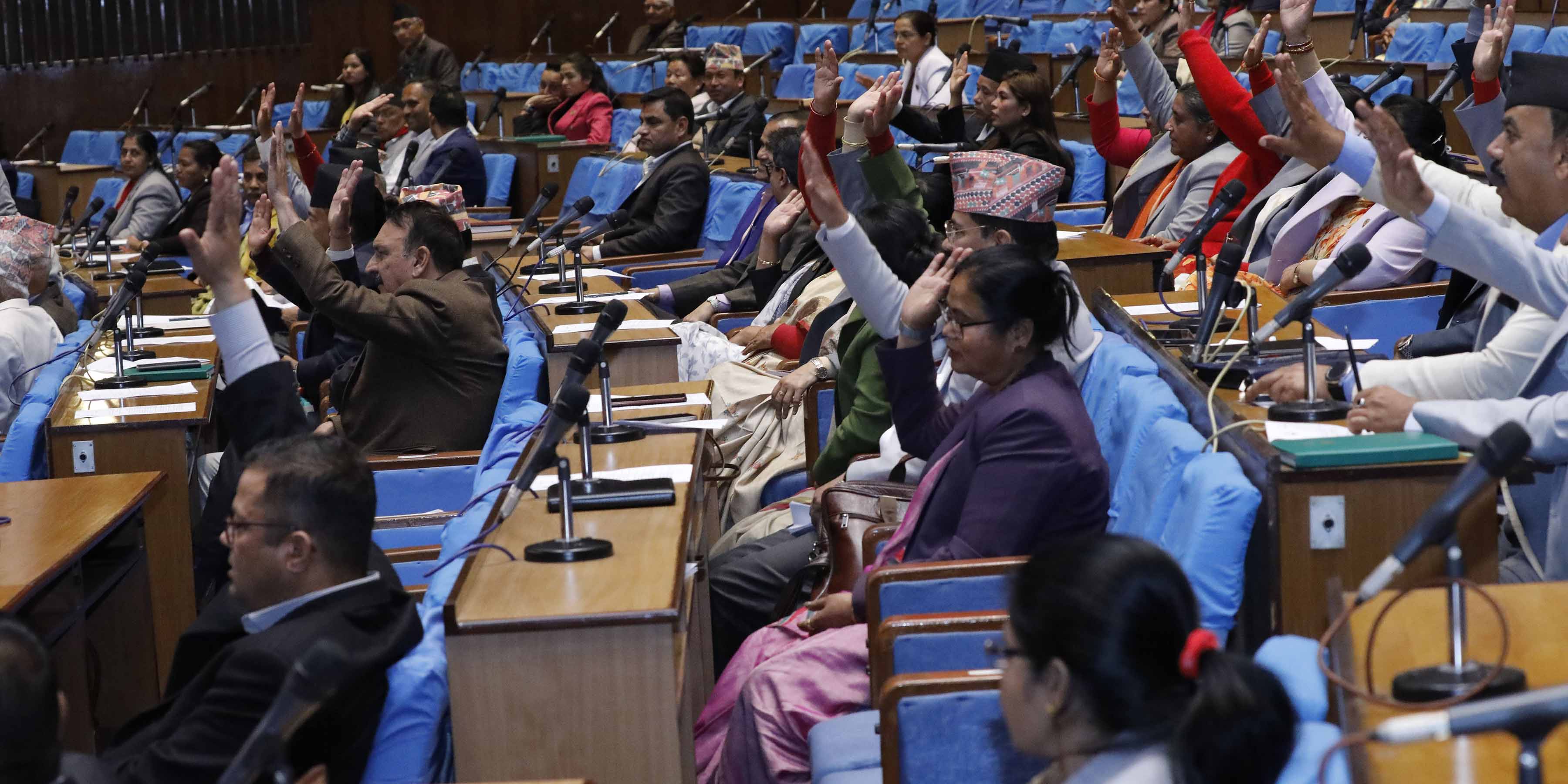 Five replacement bills presented in House of Representatives