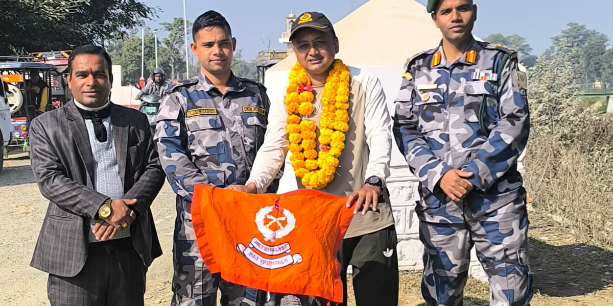 APF DSP Upreti completes Mechi-Mahakali cycling