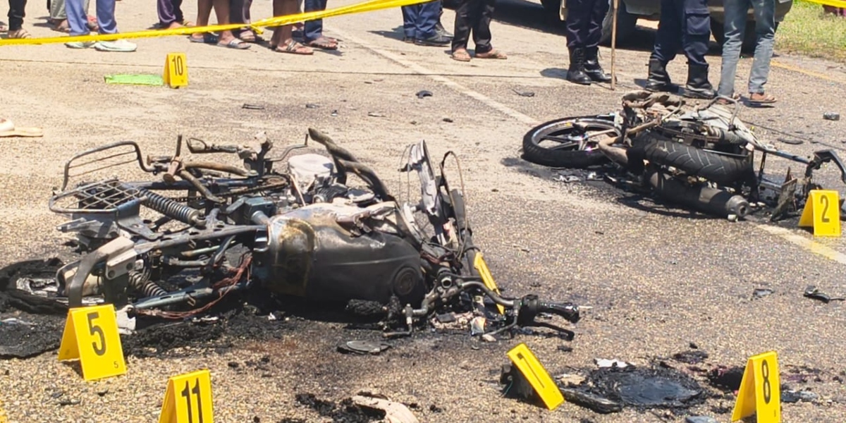 Two bikes crash head on Mahottari, three students dead