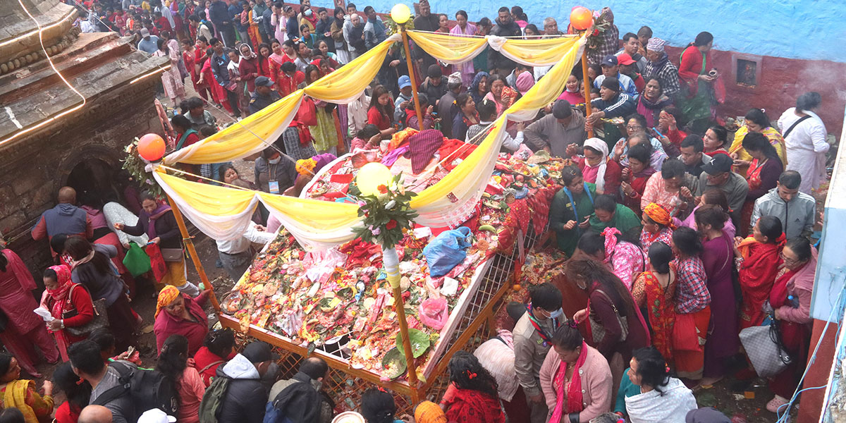 Devotees throng Matatirtha on Mother’s Day [In Pictures]