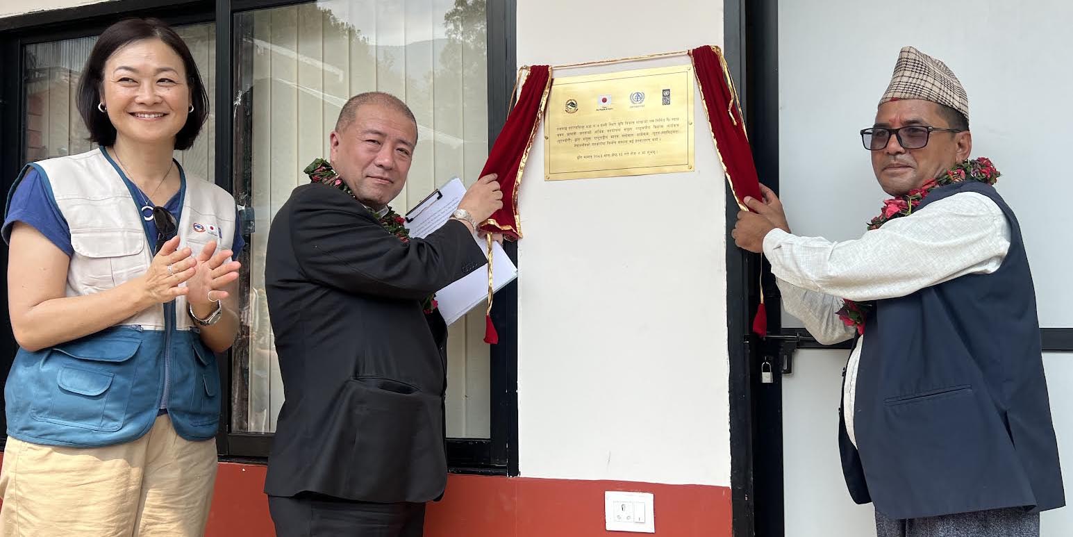 Japan, UNDP hand over prefabricated building to Nalgad Municipality