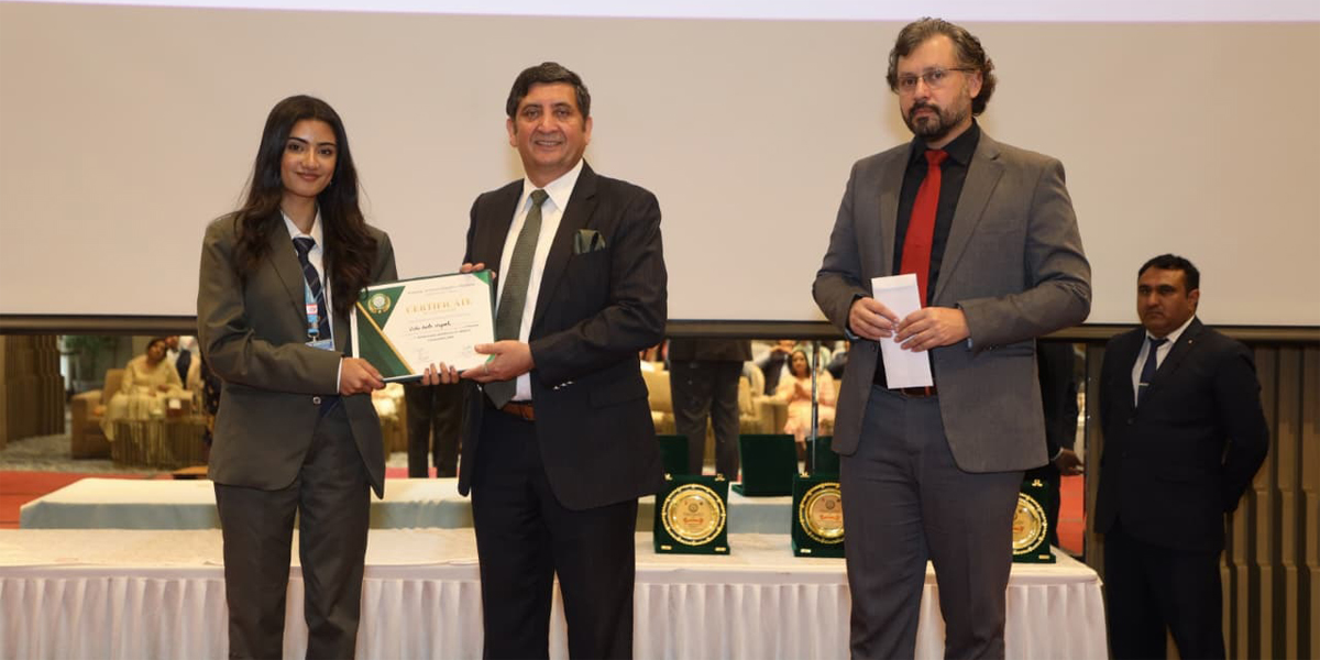 Pakistan envoy awards winners of essay, speech contests