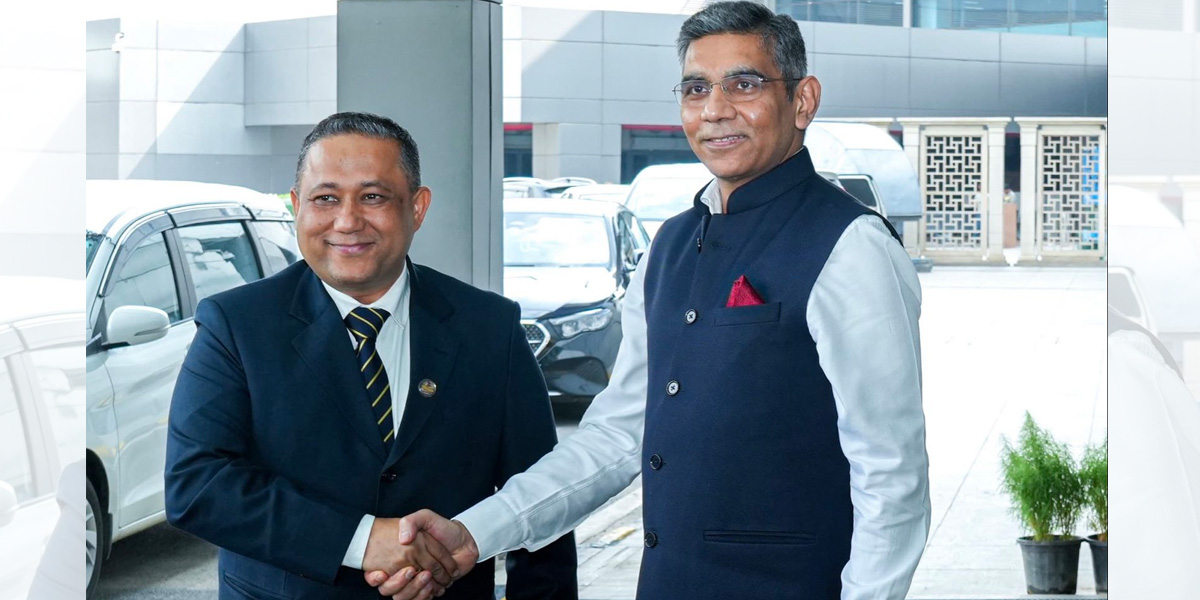 Foreign Minister Khanal reaches New Delhi