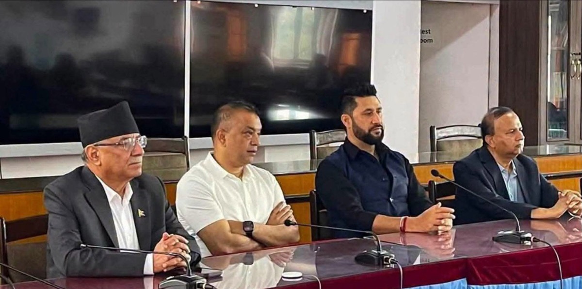 All-party meeting urges restraint, asks govt to ensure people’s safety
