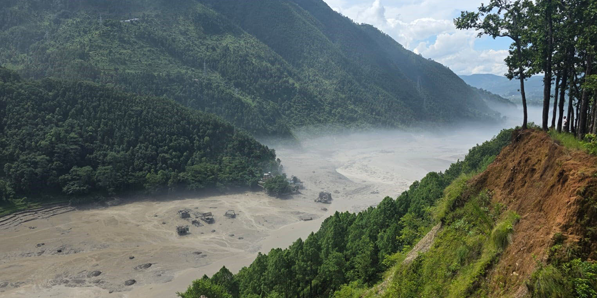 Bhotekoshi flood risk persists as Lende Khola is still blocked: Officials