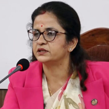 Govt gives industries one-week ultimatum to stop dumping waste in Sirsiya River