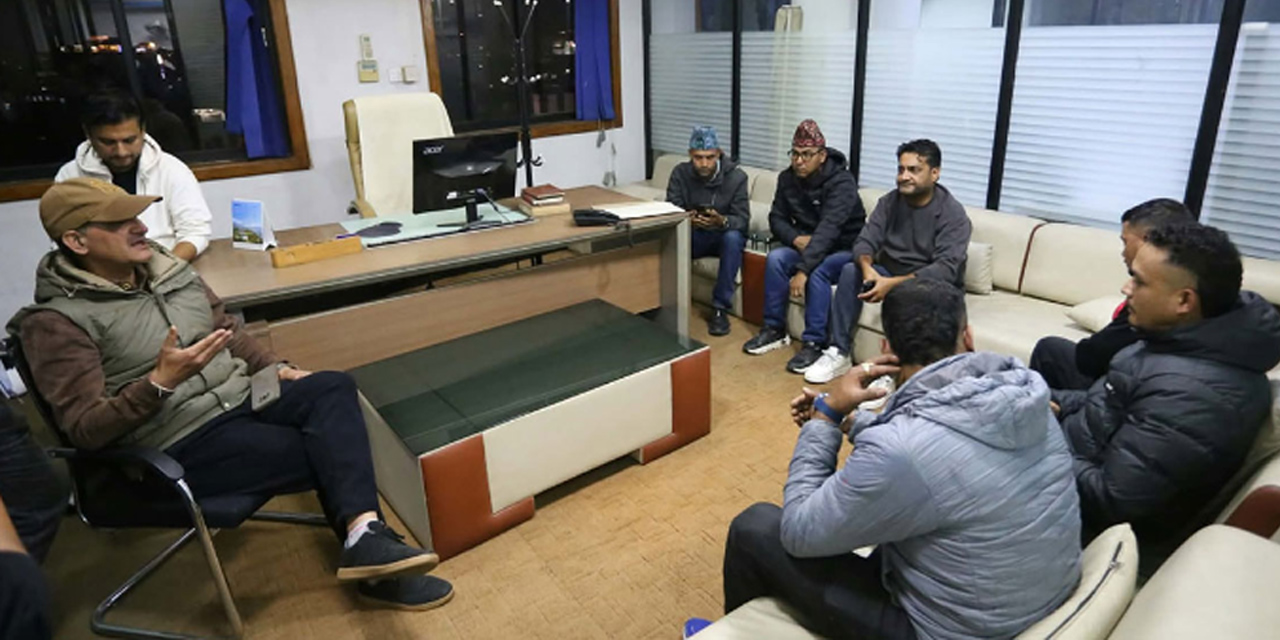 Police search media offices, take journalist into custody